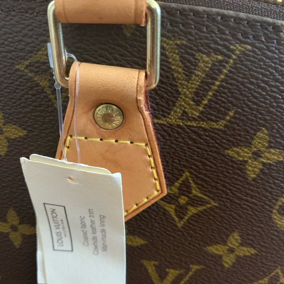 Authentic LV Alma - Picture 6 of 10